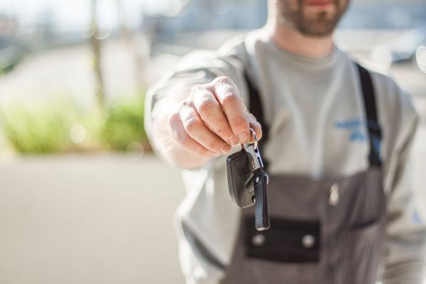 Serrurier automobile à Reims : clés et télécommandes en urgence